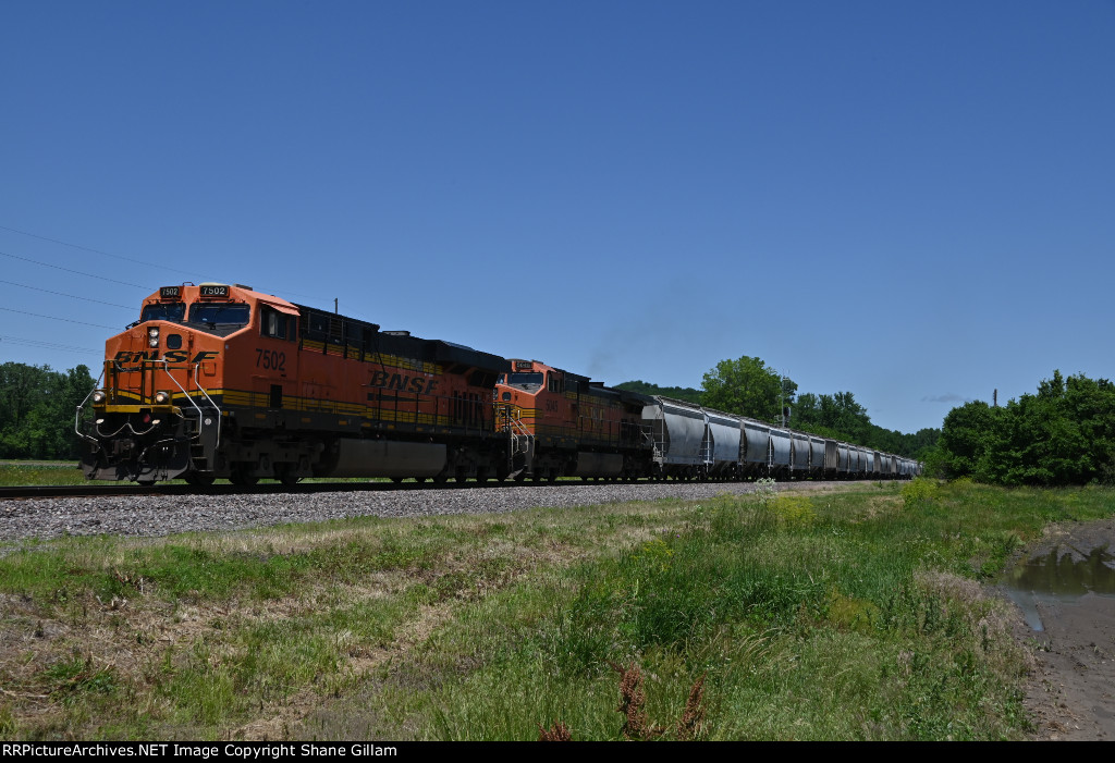 BNSF 7502